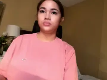 Chaturbate Best live sex cam show of bellaswildcummer
