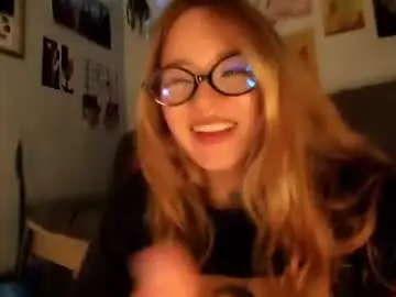 Chaturbate Best live sex cam show of sophieluck