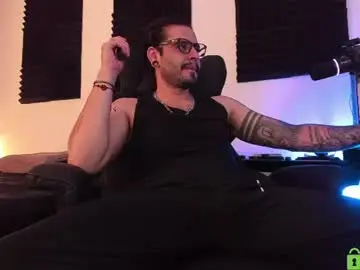Chaturbate Nude Webcam of _elon_coxx_