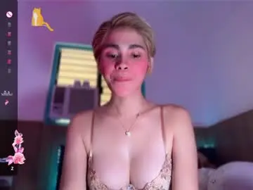 Chaturbate Live Sex Cam of angelabigcock10