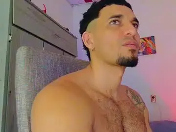 Chaturbate Live Sex Cam of fabi_calde