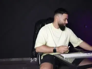 Chaturbate Watch Live Sex Cams of glennmasters