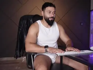 Chaturbate Nude Webcam of glennmasters