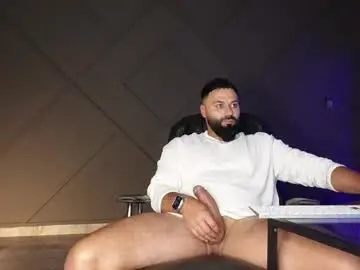 Chaturbate Best live sex cam show of glennmasters