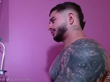 Chaturbate Best live sex cam show of king_falconer