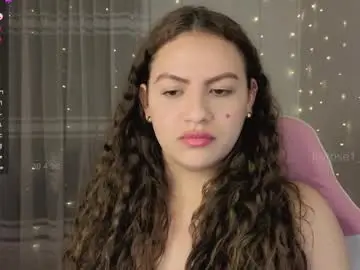 Chaturbate Nude Webcam of lilyrose1_