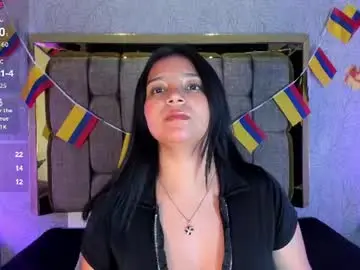 Chaturbate Adult Video Chat of candys_victoria