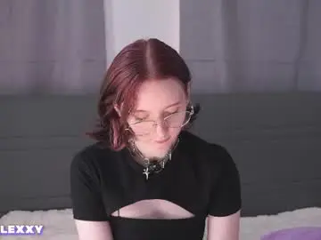 Chaturbate Best live sex cam show of euphoria_girls