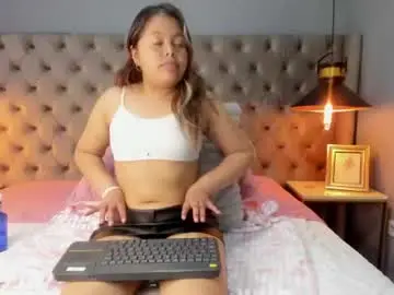 Chaturbate Sex Chat of kyliesweett