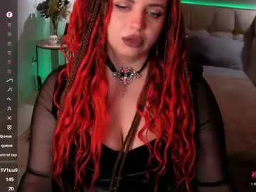 Chaturbate Adult Webcams of maya_mils