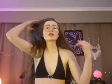 Chaturbate Live Sex Cam of shy_night_bat