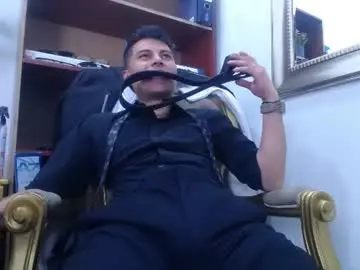 Chaturbate Live Sex Cam of aquilestaylor