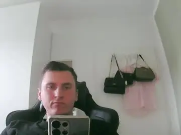 Chaturbate Nude Webcam of brandinator__cb