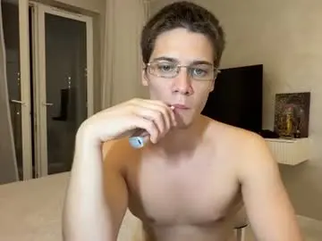 Chaturbate Watch Live Sex Cams of forrestgamp