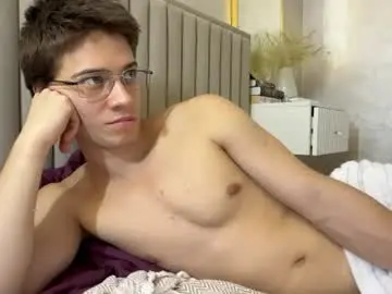 Chaturbate Free Live Porn of forrestgamp