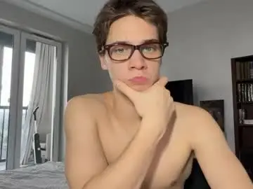 Chaturbate Watch Live Sex Cams of forrestgamp