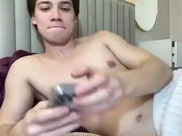 Chaturbate Live Sex Cam of forrestgamp