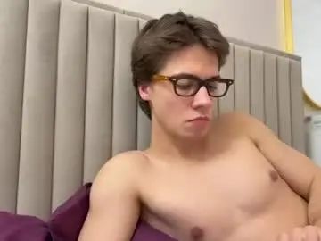 Chaturbate Watch Live Sex Cams of forrestgamp