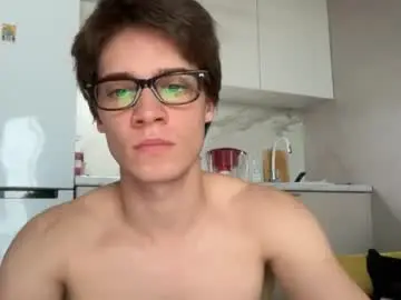 Chaturbate Live Sex Cam of forrestgamp