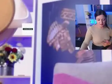Chaturbate Live Sex Cam of karinbellee