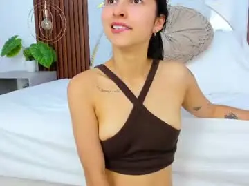 Chaturbate Free Live Porn of lucianasmith_