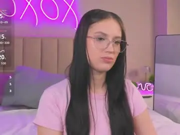 Chaturbate Live Sex Cam of miaa_hill