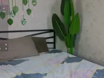 Chaturbate Free Live Porn of miaa_hill