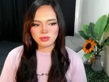 Chaturbate Private Sex Chat of mira_luna222