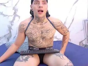 Chaturbate Best live sex cam show of nauro_reyes