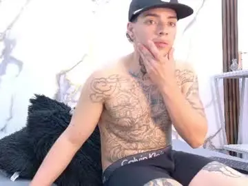 Chaturbate Live Sex of nauro_reyes