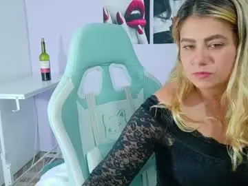 Chaturbate Live Sex Cam of sam_sexual_enjoyment