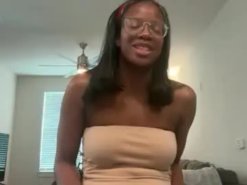 Chaturbate Watch Live Sex Cams of serenitybee