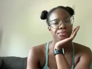 Chaturbate Watch Live Sex Cams of serenitybee