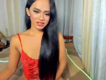 Chaturbate Live Porn of urmorenagoddess_xx