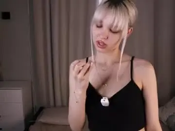 Chaturbate Free Porn Cam of _shiningstar
