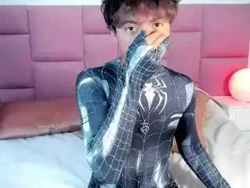 Chaturbate Live Sex Cam of honeymoon_sariel
