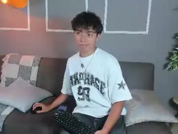 Chaturbate Sex Cam of honeymoon_sariel