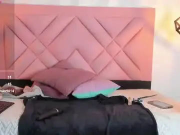 Chaturbate Sex Cam of isa_cute_1