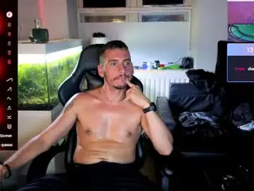 Chaturbate Best live sex cam show of rayzel31