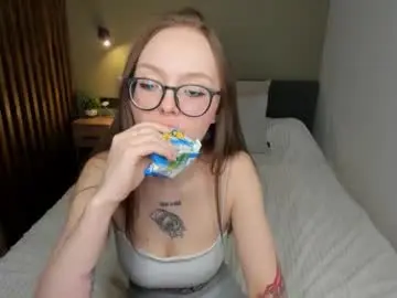 Chaturbate Live Sex of shy_suchka