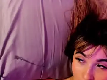 Chaturbate Sex Cam of amy_and_aleex