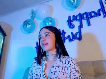 Chaturbate Adult Video Chat of ariana_whitee