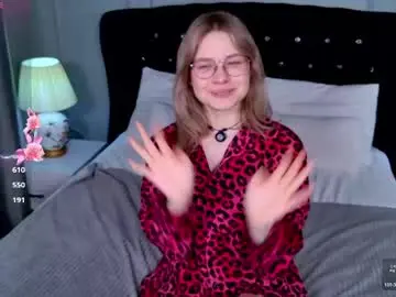 Chaturbate Nude Webcam of chloewells