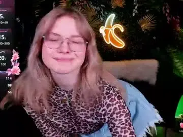 Chaturbate Best live sex cam show of chloewells
