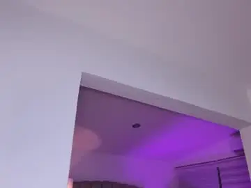 Chaturbate Free Live Porn of emily_____