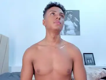Chaturbate Free Porn Cam of magnusking_