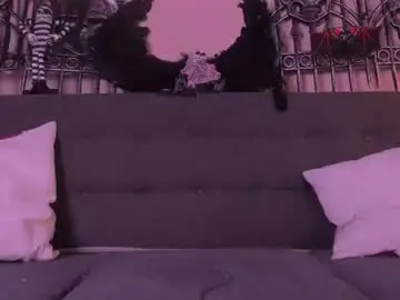 Chaturbate Live Porn of tahra_