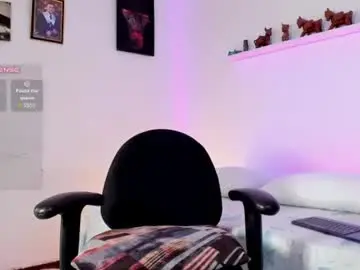 Chaturbate Free Live Porn of carloshero69