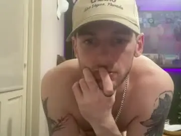 Chaturbate Free Porn Cam of lukeh666