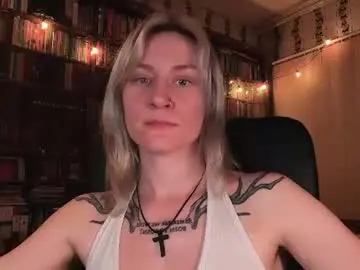 Chaturbate Adult Webcams of retromarie